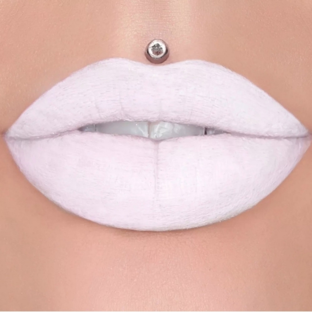Jeffrey Star God's gift velvet trap lipstick new in box